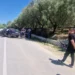 Aksident në Vlorë! Shoferi humb kontrollin mbi mjetin dhe përplaset me murin e një banese, dërgohet në gjendje të rëndë në spital –