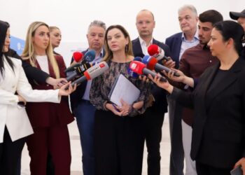 Të mos lejohet kush nuk ka emrin –