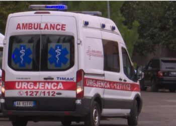 Aksident i rëndë në Tiranë, shoferi 26-vjeçar përplas për vdekje këmbësorin –