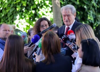 “Bleu apartament në zonë elitare me 390 euro metrin”, Berisha nuk i ndahet Dumanit: Rracë mashtruesish –