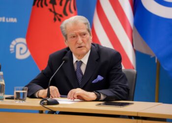 “Nëse Rama nuk vjen në interpelancë mos pranoni…”, Berisha porosi deputetëve një ditë para seancës –