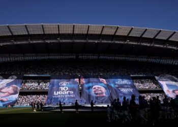 Disfatë në ditën e lamtumirës te Manchester City, tifozët homazh për Guardiolën, Bernardo Silvën dhe John Stones –