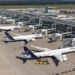 Një dron fluturon pranë zonës së operimit në Aeroportin e Mynihut, pezullohen përkohësisht fluturimet –