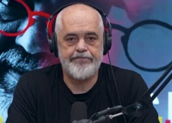 Për të mbuluar skandalet, AKSHI ndahet dhe ndryshon emrin, bëhet ADS –