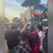 Protestuesit i ulin të riut flamurin e LGBTQI+, Rama i kritikon –