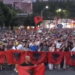 “Çohuni nga kafja”/ Protestuesit ftojnë qytetarët t’i bashkohen marshimit –