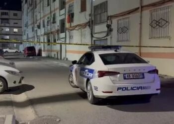 Aksioni në Vlorë/ Gjenden 5 persona të armatosur, përfundojnë në pranga –