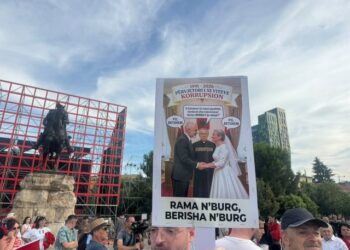 Lëvizja s’është vetëm kundër Ramës… –