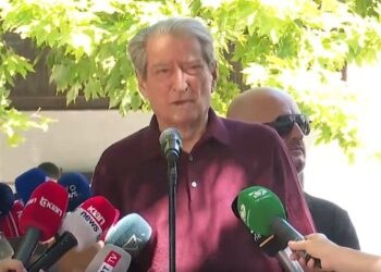 Rama po përgatit arratisjen e Ballukut, por edhe prapa diellit të shkojë… –