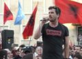 “Rama dorëhiqu”/ Të huaj pjesëmarrës në protestën në Tiranë –