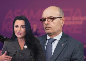Bulevardi digjet, korrupsioni krihet! Ajo mbjell frikë dhe servilizëm kudo ku e dërgojnë –