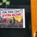 “Kur rinia çohet, qeveria rrëzohet”, deputeti Klevis Balliu vendos pankartë tek dera e Kuvendit –