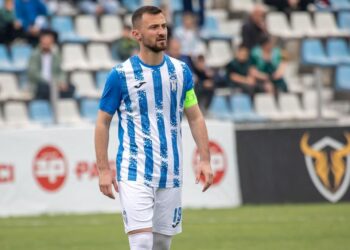 Tirana e re lufton për titullin –