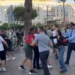 Tensione në protestë, tubuesit konfliktohen fizikisht me mbështetësit e PS. Ndërhyn policia –