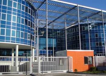 23 apartamente, 106 garazhe e 41 llogari bankare! Çfarë sekuestroi SPAK nga ‘perandoria’ e vëllezërve Koçeku dhe Ilir Shtufit –
