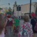 Protesta, atraksion turistik/ Grupi i francezëve i bashkohet tubimit para Kryeministrisë –