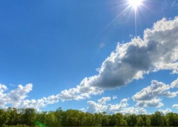 Temperaturat deri në 31°C, por reshje të izoluara në disa qarqe –